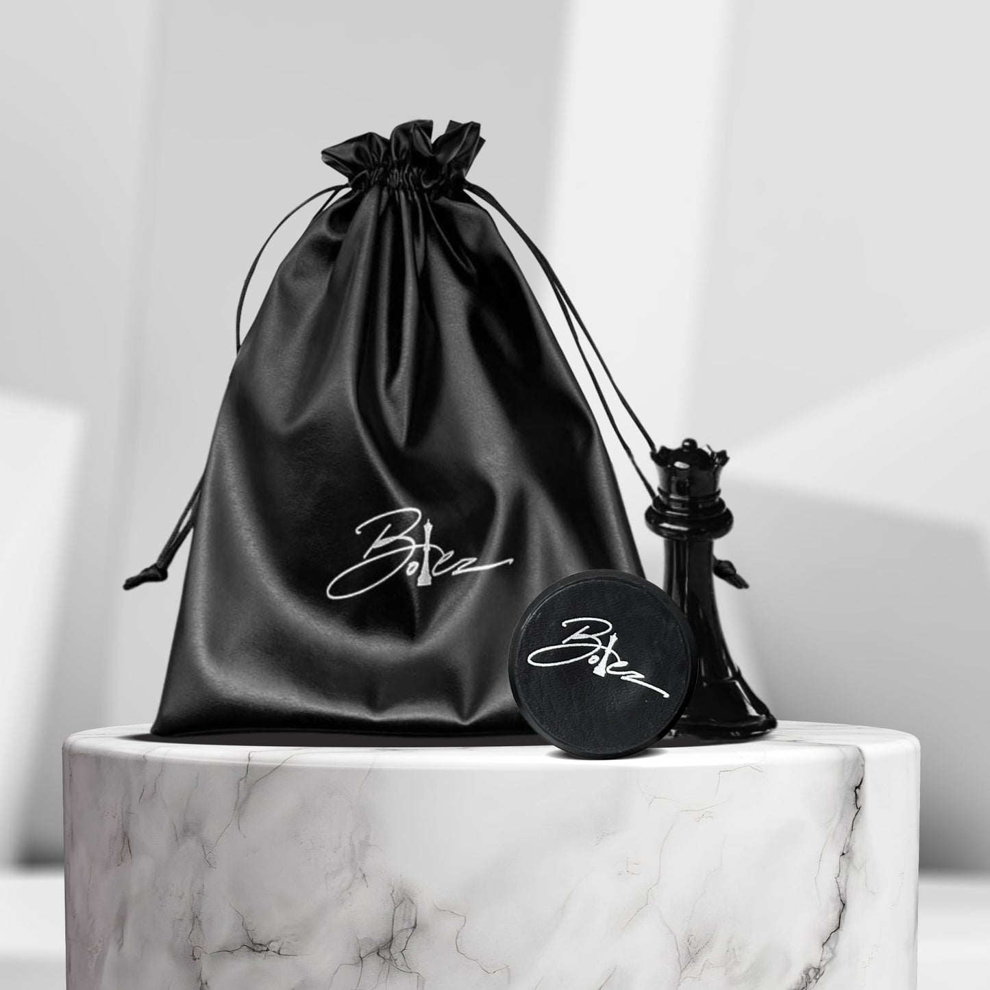 Black and White Chess Pieces